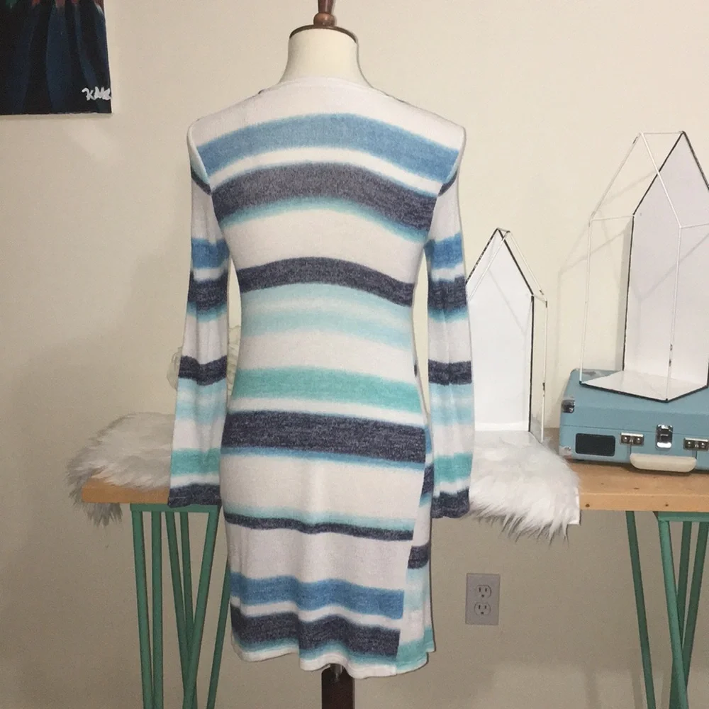 Justice Size 10 Sweater * Long and Flowy‎ * Blue